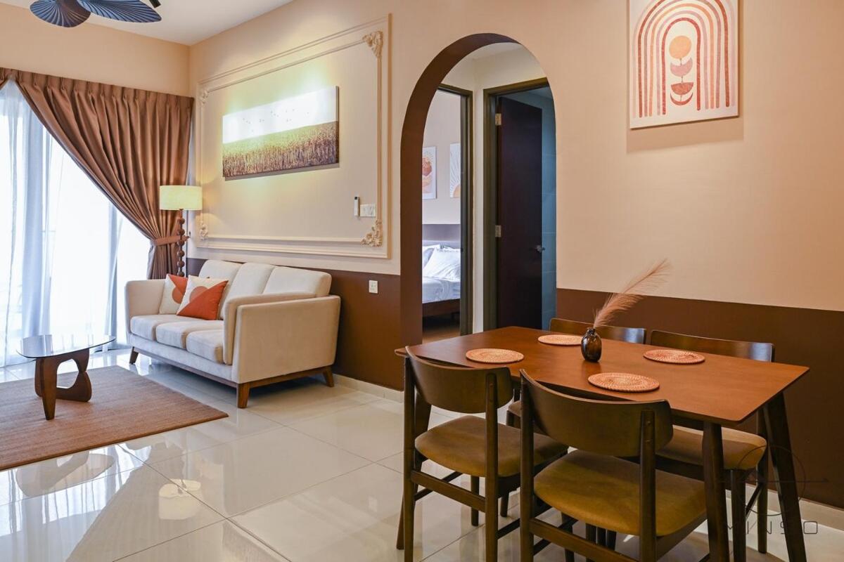 Kingsbay B #5Pax #Vintagewood #Highfloor Apartment Johor Bahru Exterior photo