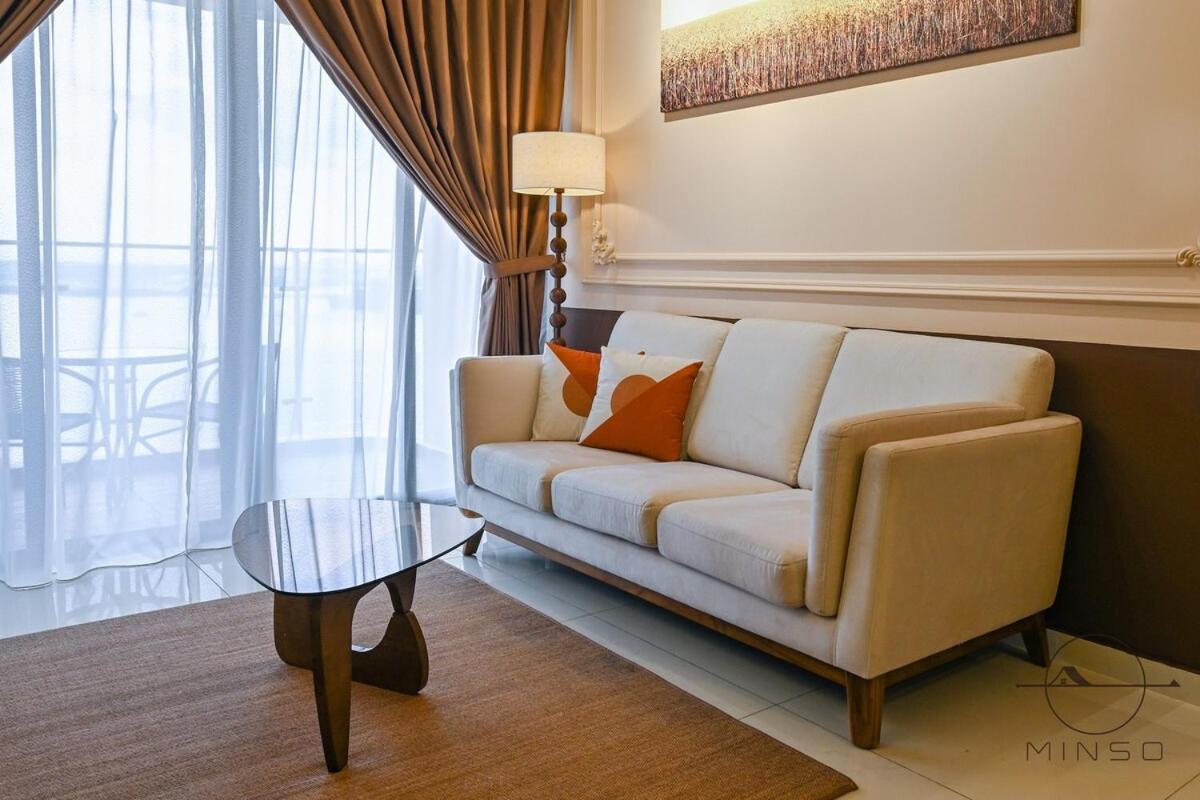 Kingsbay B #5Pax #Vintagewood #Highfloor Apartment Johor Bahru Exterior photo